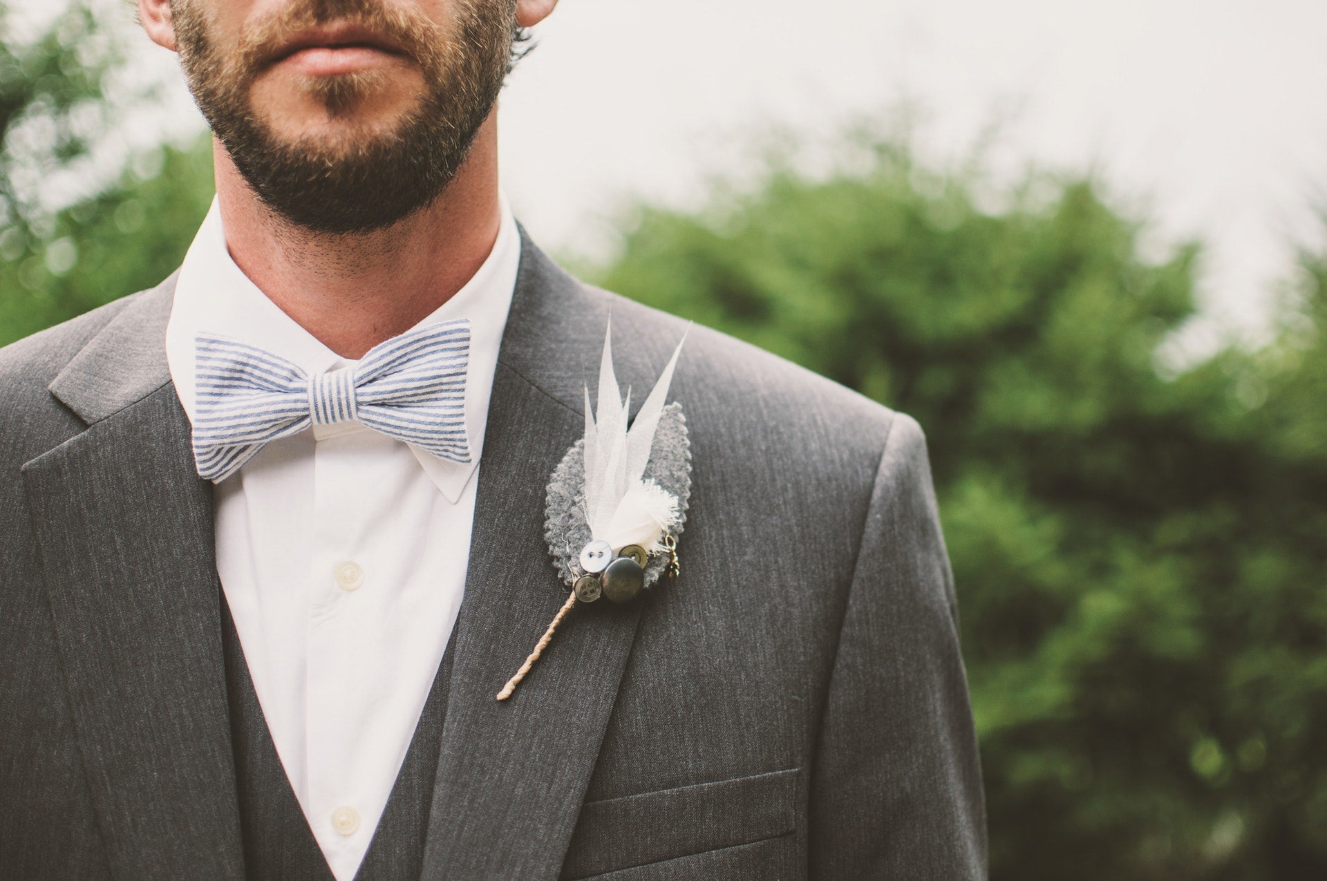 Do You Need To Wear a Suit to a Wedding?